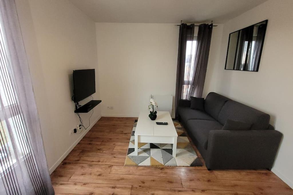 מונטבראן Logement Entier : Appartement מראה חיצוני תמונה